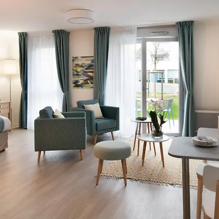 Aparthotel Domitys - La Sardonne