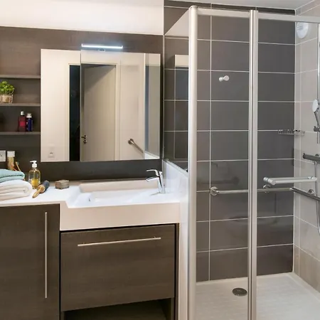 Aparthotel Domitys - La Sardonne 4*